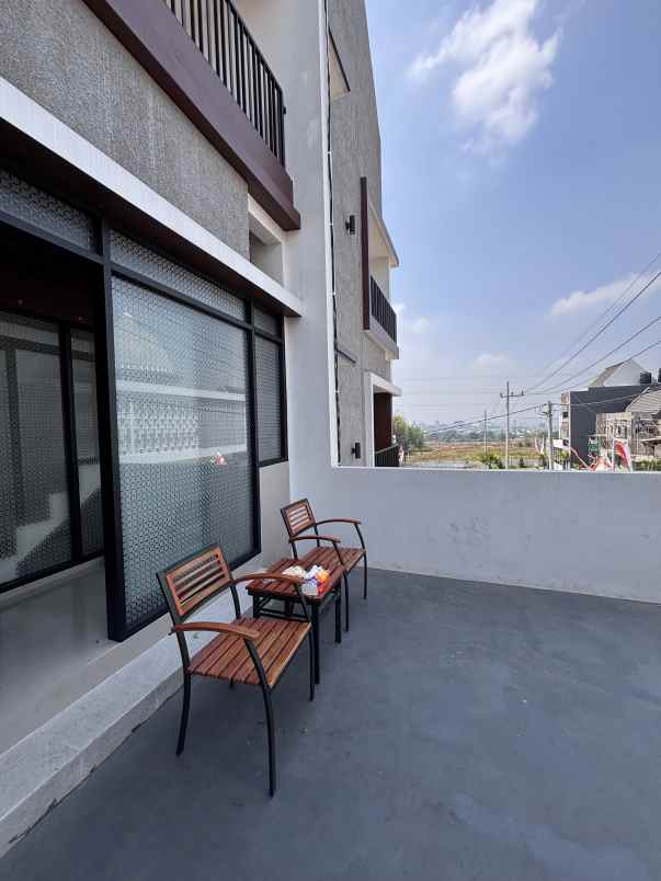 dijual kost jl chili jl perum joyo