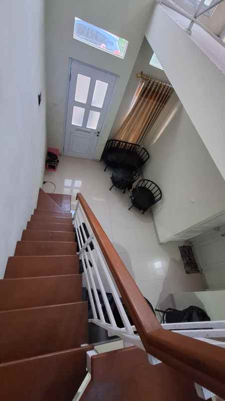 dijual kost jl cijambe cinunuk bandung