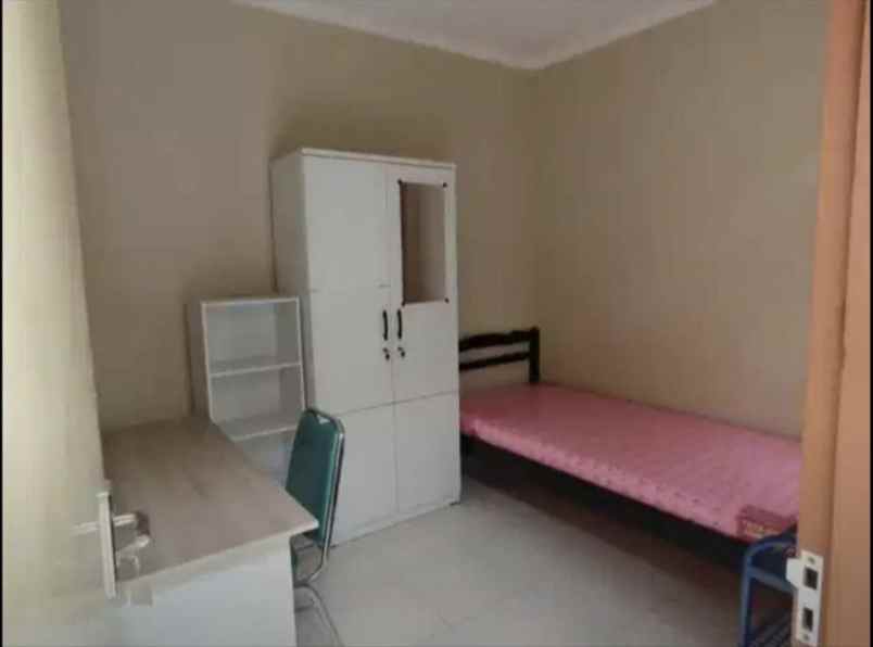 dijual kost jl cisitu dago bandung