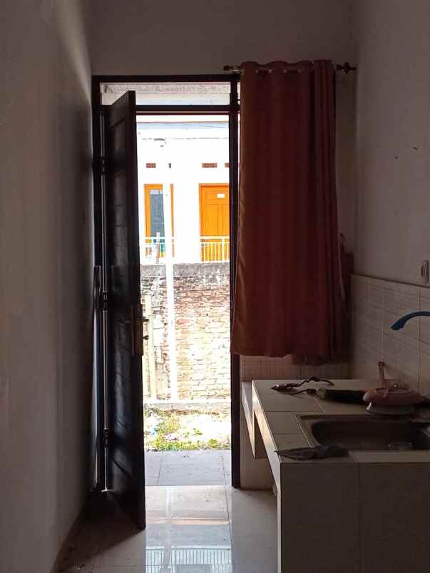 dijual kost jl jatihandap bandung