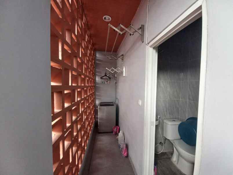 dijual kost pandanaran