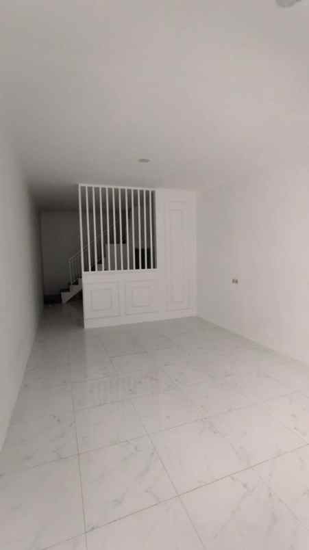 dijual murah rumah brand new 2 lantai kelapa gading