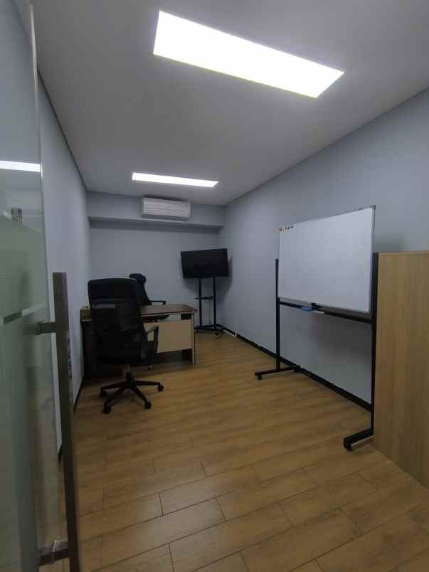 dijual ruko gudang kantor jalan raay pasar minggu
