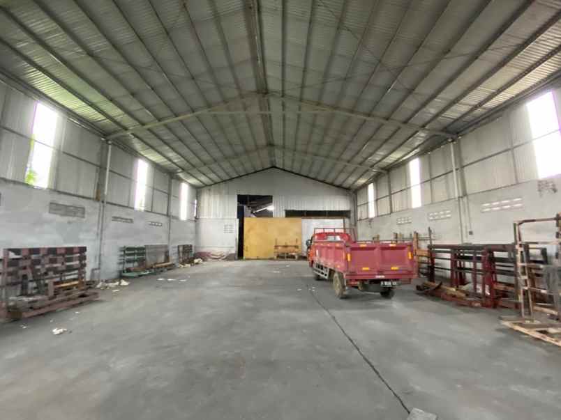 dijual ruko gudang kantor kaliabang tengah