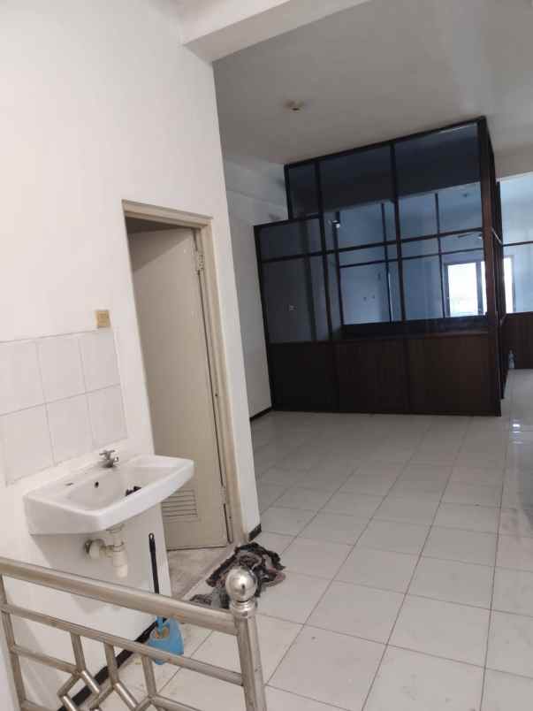 dijual ruko gudang kantor kenjeran