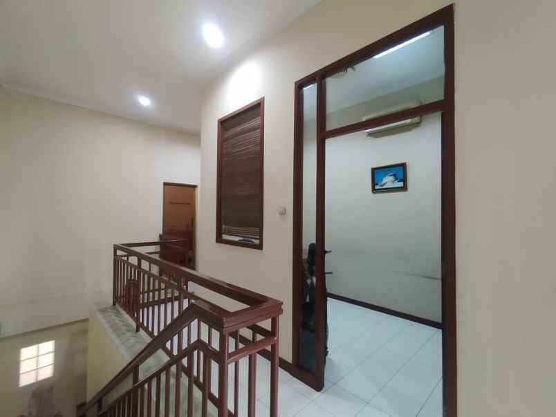 dijual ruko gudang kantor pegangsaan dua