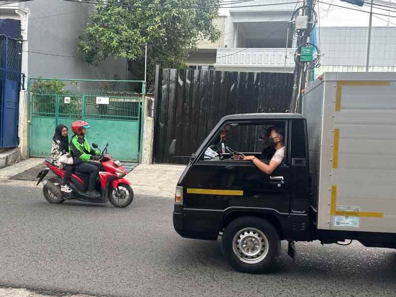 dijual ruko gudang kantor ruko di jembatan lima