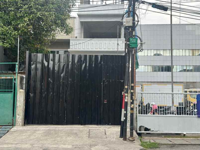 dijual ruko gudang kantor ruko di jembatan lima