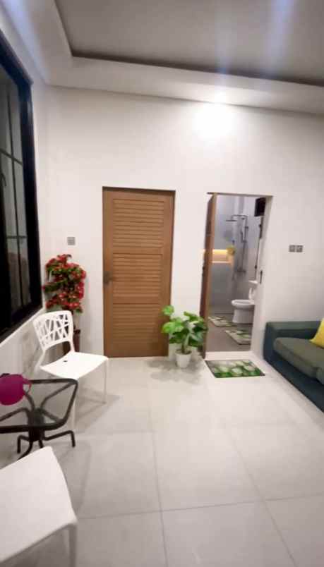 dijual rumah arcamanik endah