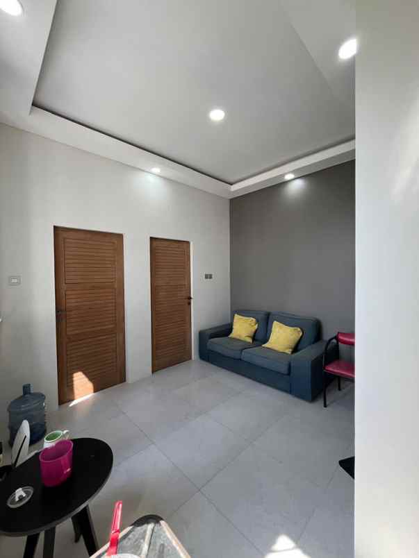 dijual rumah arcamanik endah