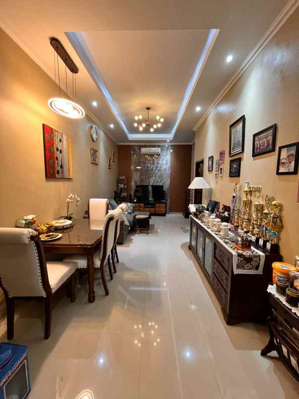 dijual rumah beji depok