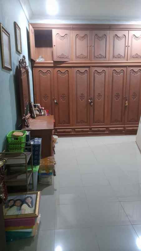 dijual rumah bendul merisi