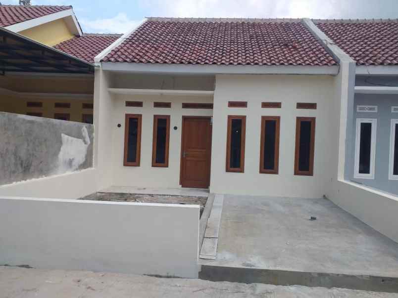 dijual rumah bojongsari