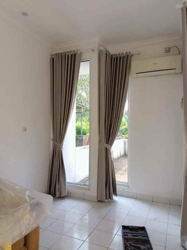 dijual rumah bukit golf cibubur