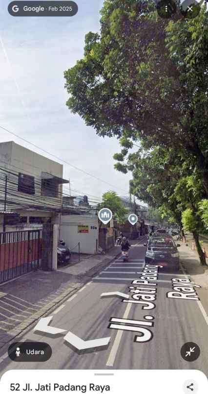 dijual rumah cantik pinggir jalan raya utama