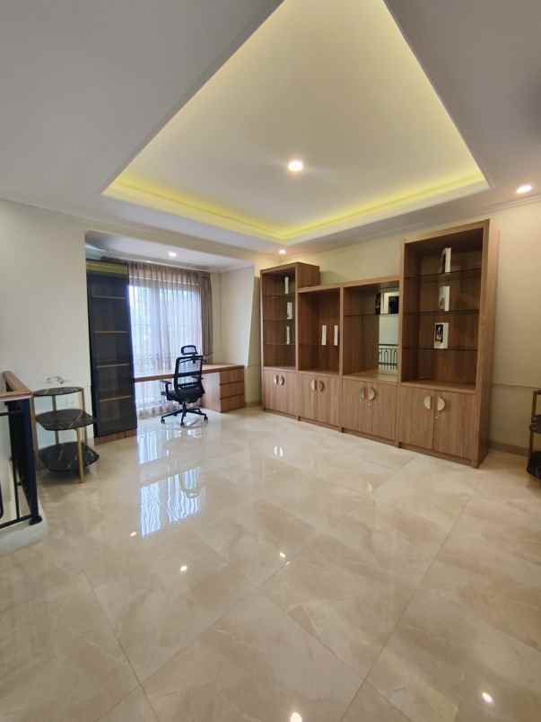 dijual rumah cempaka putih jakpus