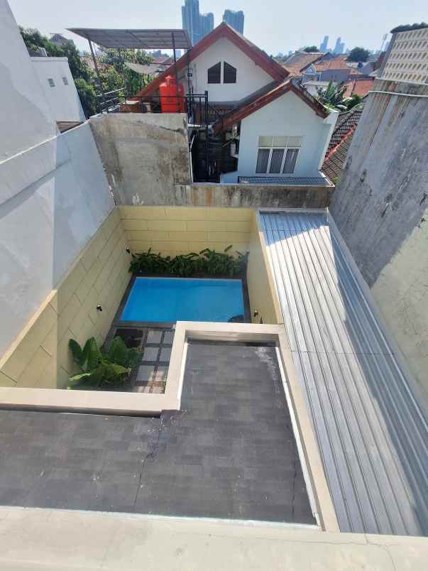 dijual rumah cempaka putih jakpus