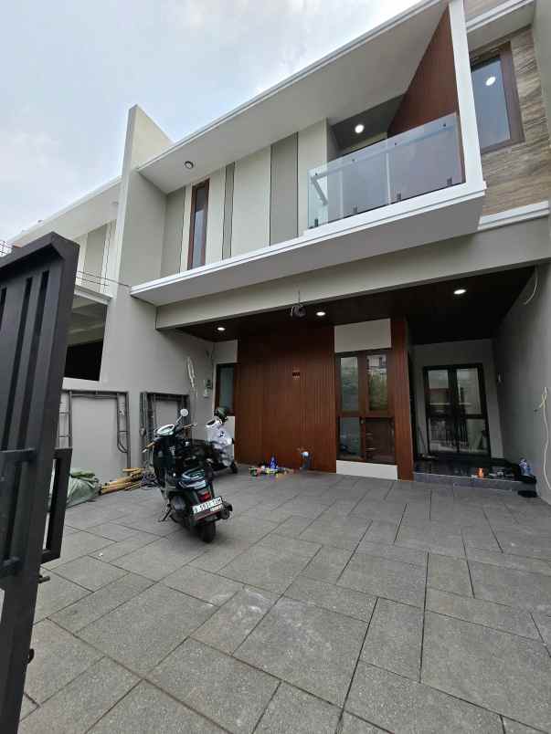 dijual rumah cempaka putih tengah