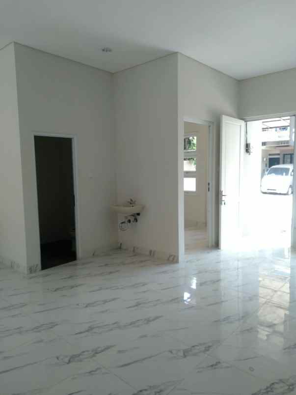 dijual rumah cibubur country cikeas