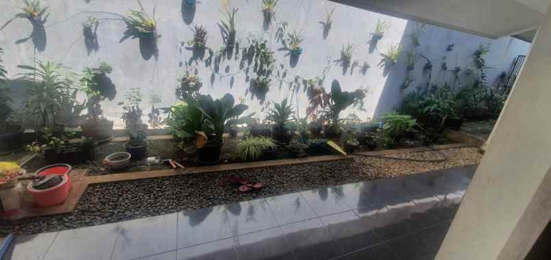 dijual rumah cigadung raya tubagus