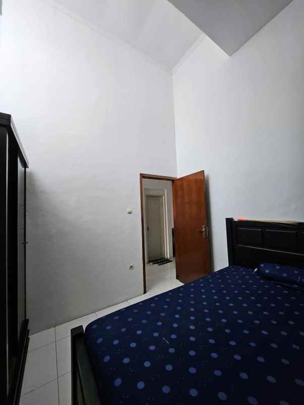 dijual rumah ciganitri