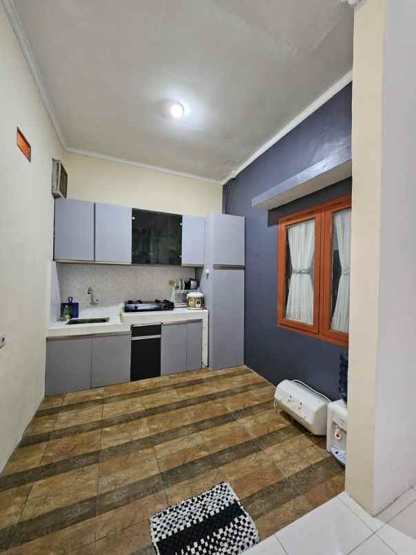 dijual rumah ciganitri