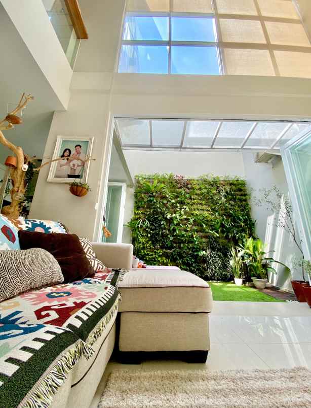 dijual rumah ciganjur