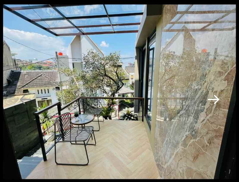 dijual rumah cikutra