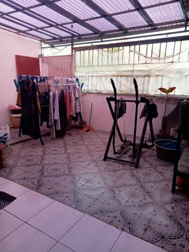 dijual rumah cilame ngamprah