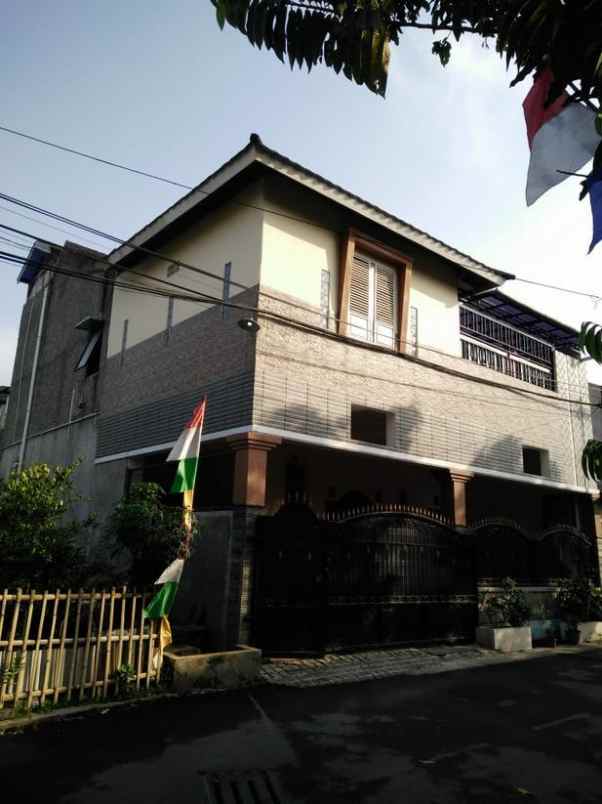 dijual rumah cilame ngamprah