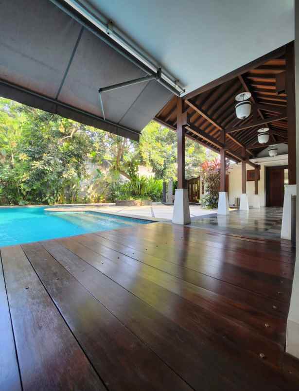 dijual rumah cilandak barat kec