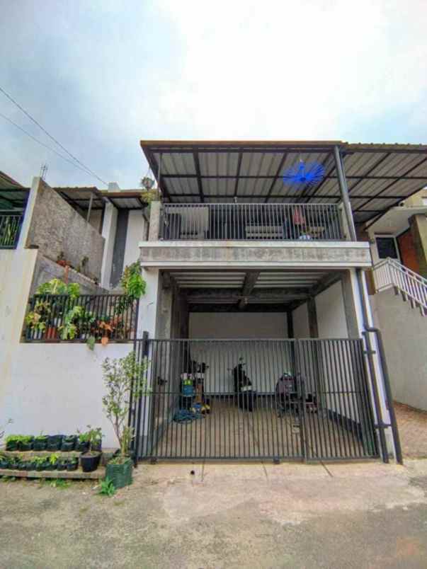 dijual rumah cilengkrang