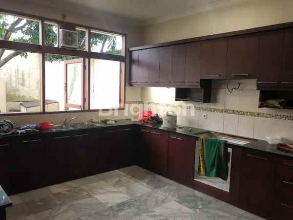 dijual rumah cipete utara jakarta selatan