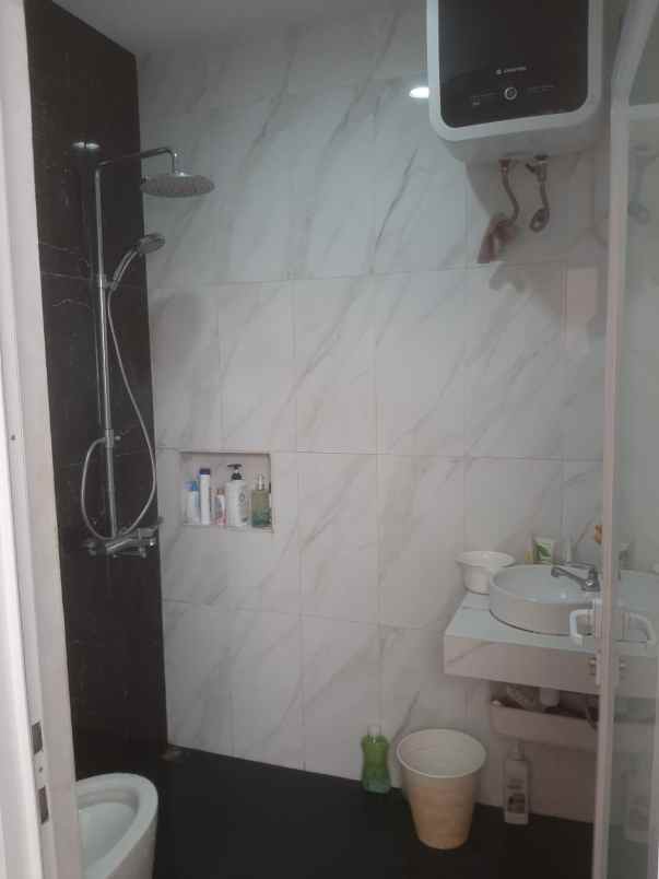 dijual rumah citra 3