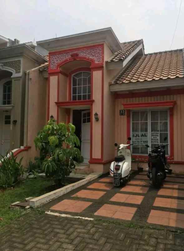 dijual rumah citra grand cibubur