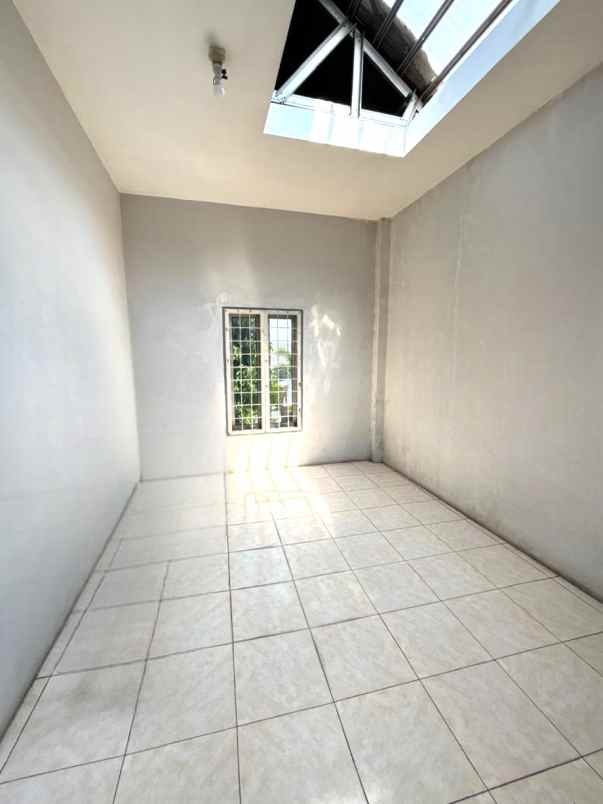 dijual rumah cluster ifolia harapan indah