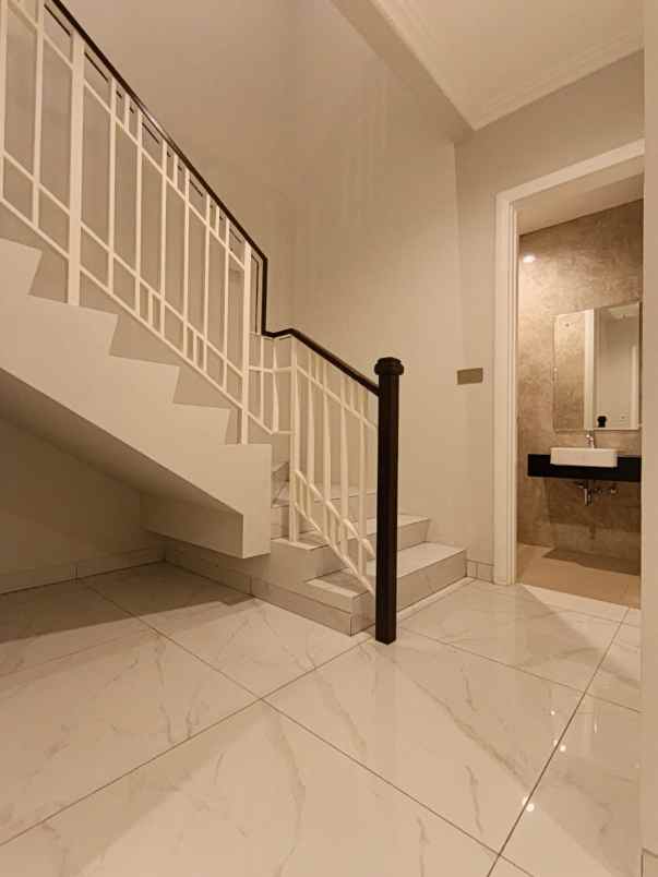 dijual rumah cluster jasmia scg