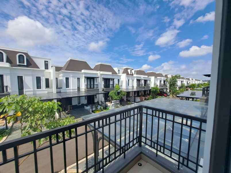 dijual rumah cluster jasmia scg