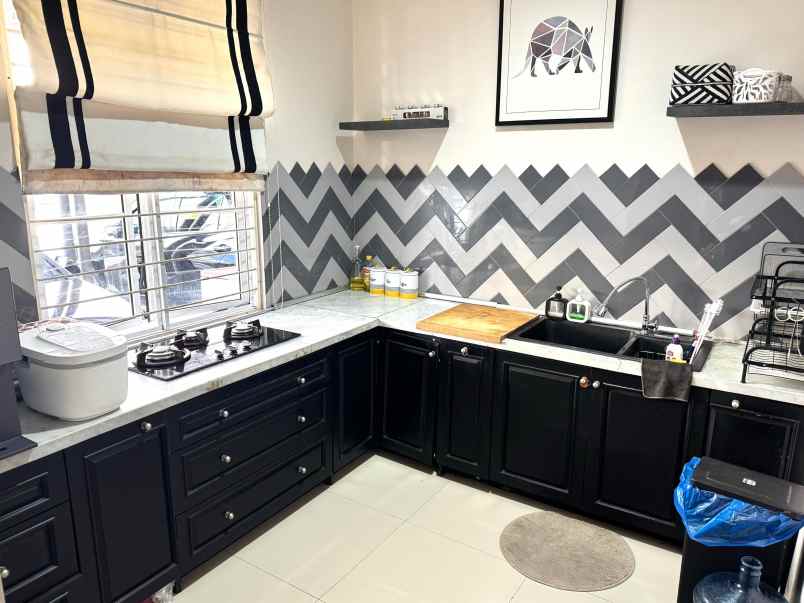 dijual rumah cluster la seine jgc