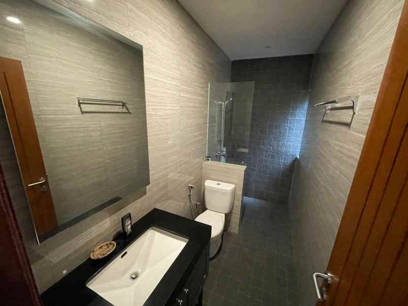 dijual rumah cluster mewah di lebak