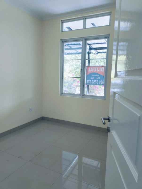 dijual rumah cluster michelia paramount