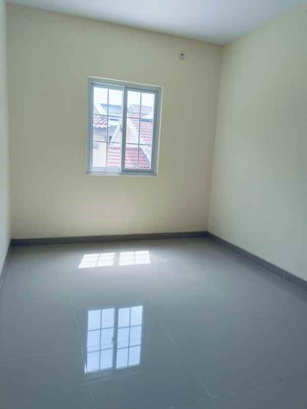 dijual rumah cluster michelia paramount