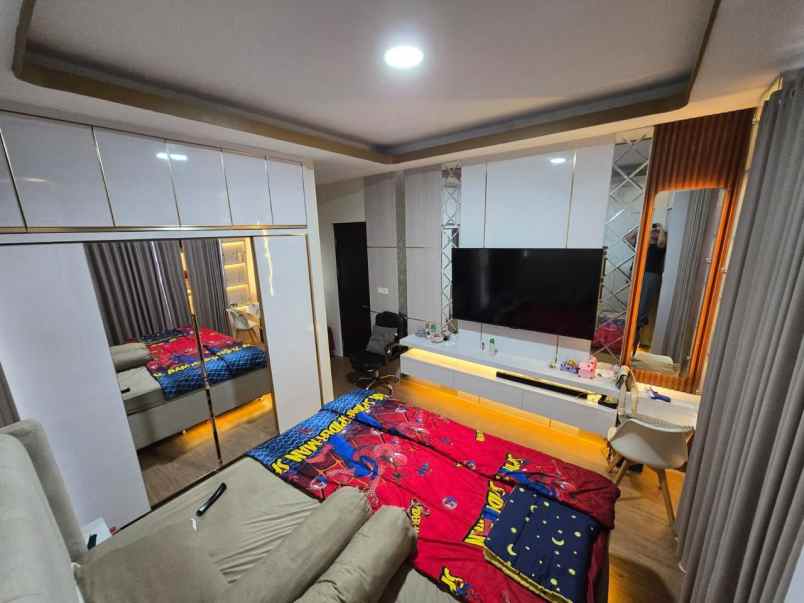 dijual rumah cluster mulberry