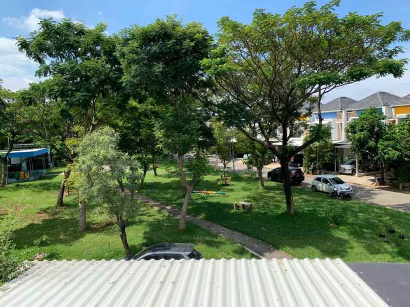 dijual rumah cluster savana metland