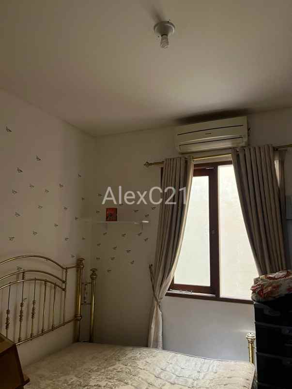 dijual rumah dalam komplek tanjung