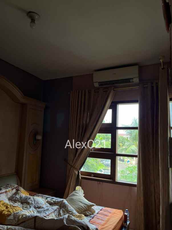 dijual rumah dalam komplek tanjung