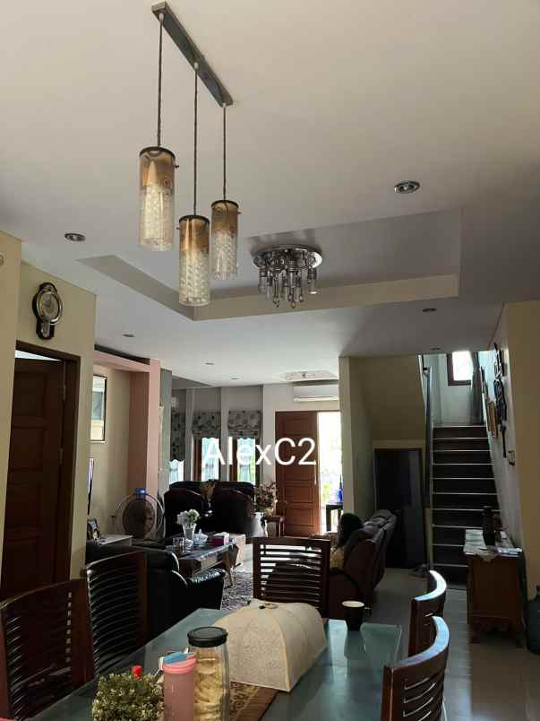 dijual rumah dalam komplek tanjung