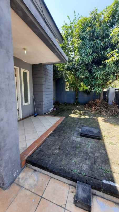 dijual rumah deltasari baru