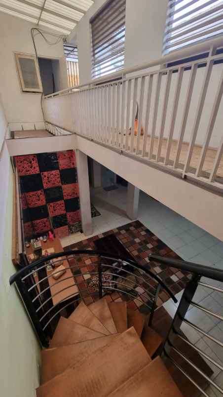 dijual rumah deltasari baru cluster
