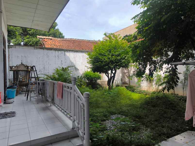 dijual rumah di badran solo